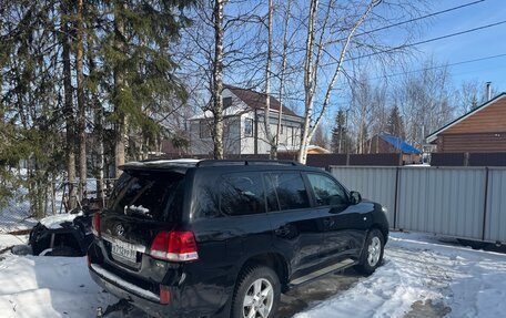 Toyota Land Cruiser 200, 2011 год, 3 350 000 рублей, 6 фотография