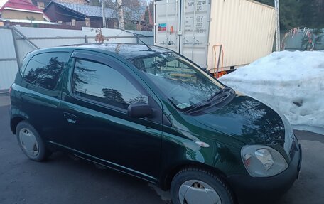 Toyota Yaris I рестайлинг, 1999 год, 410 000 рублей, 1 фотография