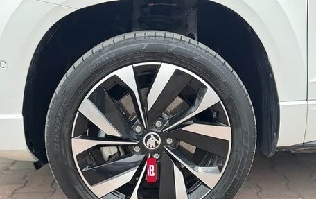 Skoda Karoq I, 2022 год, 2 090 000 рублей, 26 фотография