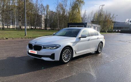 BMW 5 серия, 2021 год, 4 300 000 рублей, 3 фотография