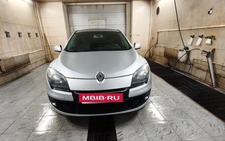 Renault Megane III, 2012 год, 750 000 рублей, 2 фотография