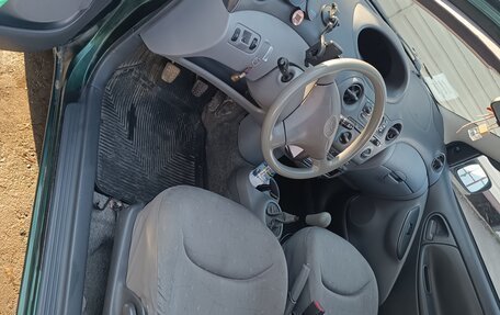 Toyota Yaris I рестайлинг, 1999 год, 410 000 рублей, 9 фотография