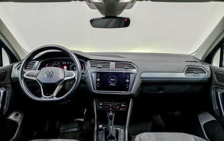 Volkswagen Tiguan II, 2021 год, 4 215 000 рублей, 14 фотография