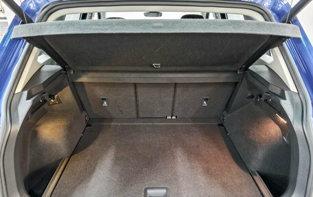 Volkswagen Tiguan II, 2021 год, 4 215 000 рублей, 10 фотография