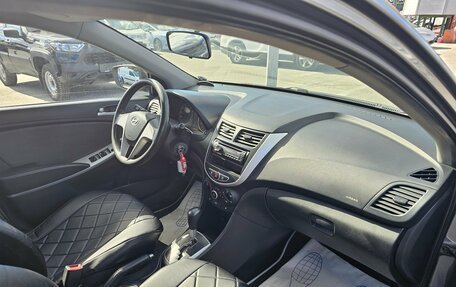 Hyundai Solaris II рестайлинг, 2011 год, 819 995 рублей, 12 фотография