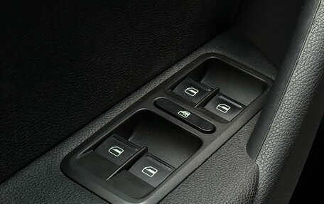 Skoda Yeti I рестайлинг, 2014 год, 1 349 000 рублей, 26 фотография