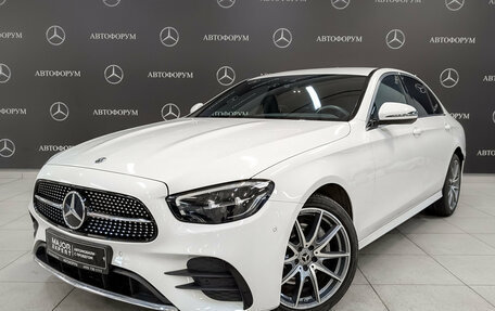 Mercedes-Benz E-Класс, 2022 год, 5 650 000 рублей, 1 фотография