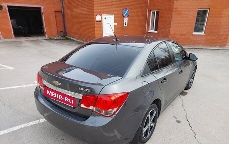 Chevrolet Cruze II, 2011 год, 690 000 рублей, 7 фотография