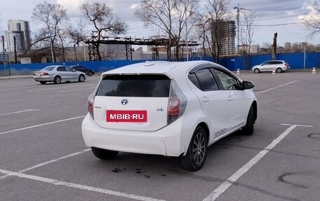 Toyota Aqua I, 2014 год, 550 000 рублей, 4 фотография