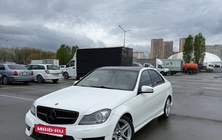 Mercedes-Benz C-Класс, 2013 год, 1 350 000 рублей, 2 фотография