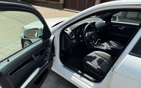 Mercedes-Benz C-Класс, 2013 год, 1 350 000 рублей, 18 фотография