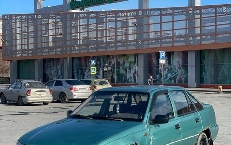 Daewoo Nexia I рестайлинг, 2000 год, 68 000 рублей, 2 фотография