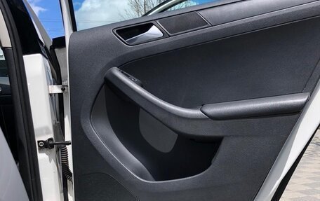 Volkswagen Jetta VI, 2013 год, 1 250 000 рублей, 8 фотография