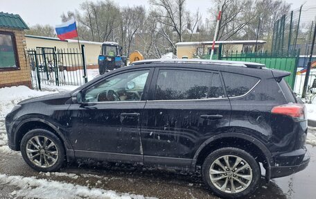 Toyota RAV4, 2018 год, 2 850 000 рублей, 8 фотография