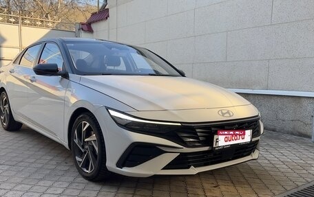 Hyundai Elantra, 2023 год, 2 330 000 рублей, 2 фотография