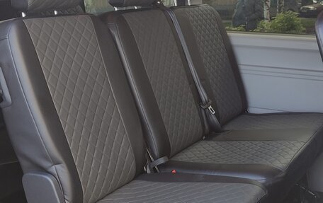 Volkswagen Caravelle T6 рестайлинг, 2017 год, 2 900 000 рублей, 9 фотография