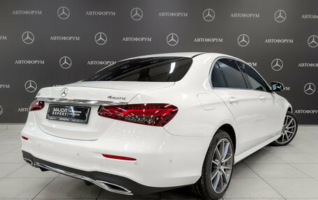 Mercedes-Benz E-Класс, 2022 год, 5 650 000 рублей, 5 фотография