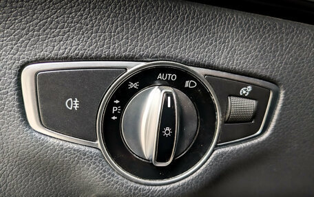 Mercedes-Benz E-Класс, 2020 год, 3 250 000 рублей, 28 фотография