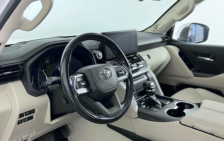 Toyota Land Cruiser, 2022 год, 8 250 000 рублей, 11 фотография