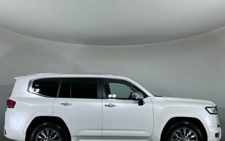 Toyota Land Cruiser, 2022 год, 8 250 000 рублей, 4 фотография