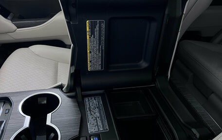 Toyota Land Cruiser, 2022 год, 8 250 000 рублей, 26 фотография