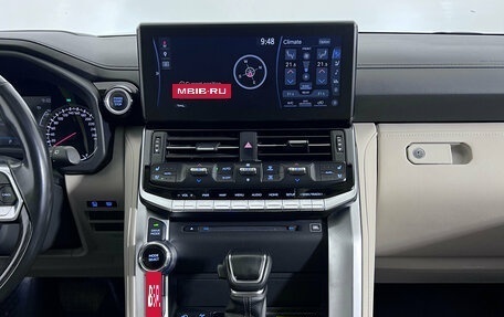 Toyota Land Cruiser, 2022 год, 8 250 000 рублей, 17 фотография