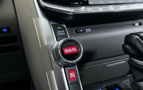 Toyota Land Cruiser, 2022 год, 8 250 000 рублей, 22 фотография