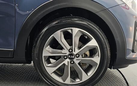 KIA Stonic, 2021 год, 1 061 000 рублей, 3 фотография