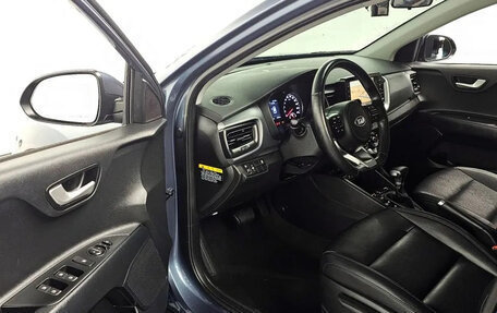 KIA Stonic, 2021 год, 1 061 000 рублей, 8 фотография