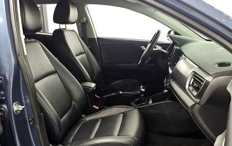 KIA Stonic, 2021 год, 1 061 000 рублей, 7 фотография