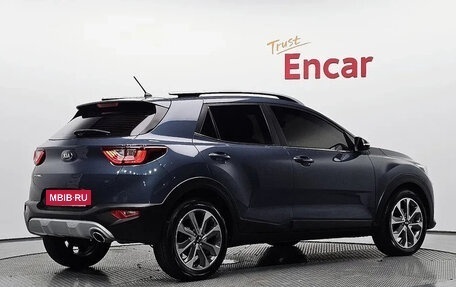 KIA Stonic, 2021 год, 1 061 000 рублей, 2 фотография