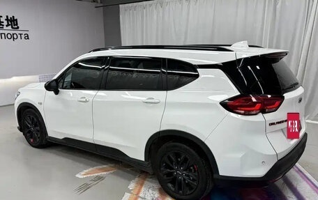 Chevrolet Orlando, 2022 год, 1 380 000 рублей, 4 фотография