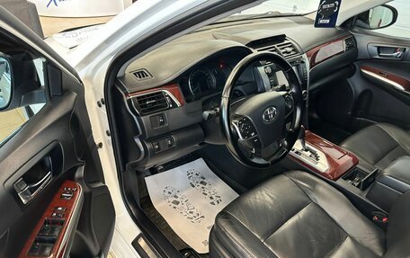 Toyota Camry, 2013 год, 1 849 000 рублей, 10 фотография