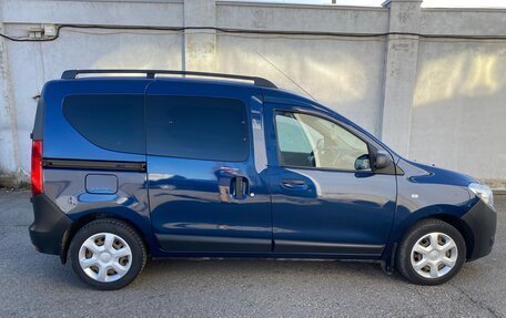 Renault Dokker, 2017 год, 800 000 рублей, 4 фотография