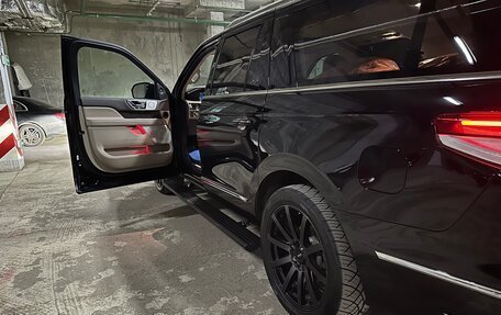 Lincoln Navigator, 2022 год, 9 300 000 рублей, 4 фотография