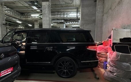 Lincoln Navigator, 2022 год, 9 300 000 рублей, 9 фотография