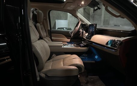 Lincoln Navigator, 2022 год, 9 300 000 рублей, 18 фотография
