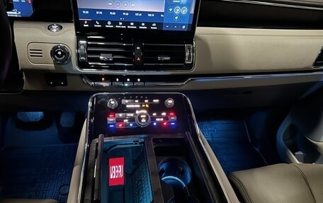 Lincoln Navigator, 2022 год, 9 300 000 рублей, 29 фотография