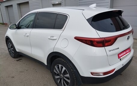 KIA Sportage IV рестайлинг, 2017 год, 2 000 000 рублей, 6 фотография