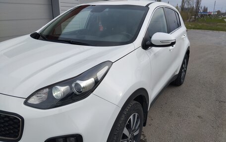 KIA Sportage IV рестайлинг, 2017 год, 2 000 000 рублей, 10 фотография