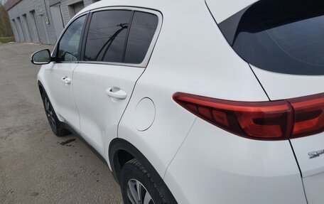 KIA Sportage IV рестайлинг, 2017 год, 2 000 000 рублей, 11 фотография