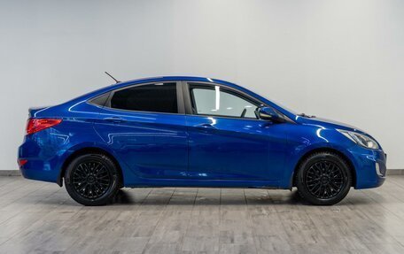 Hyundai Solaris II рестайлинг, 2011 год, 819 000 рублей, 4 фотография