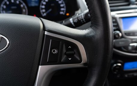 Hyundai Solaris II рестайлинг, 2011 год, 819 000 рублей, 16 фотография