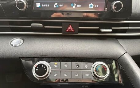 Hyundai Elantra, 2023 год, 1 723 000 рублей, 13 фотография