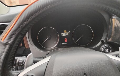 Mitsubishi Outlander III рестайлинг 3, 2012 год, 2 000 000 рублей, 14 фотография