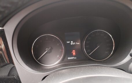 Mitsubishi Outlander III рестайлинг 3, 2012 год, 2 000 000 рублей, 15 фотография