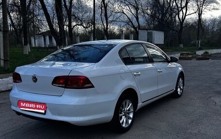 Volkswagen Passat B7, 2012 год, 865 000 рублей, 2 фотография