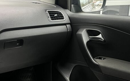 Volkswagen Polo VI (EU Market), 2011 год, 650 000 рублей, 16 фотография