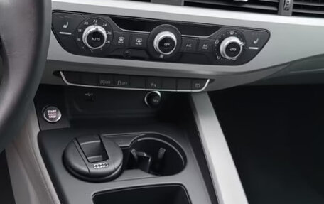 Audi A4, 2023 год, 4 024 429 рублей, 13 фотография