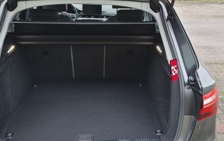 Audi A4, 2023 год, 4 024 429 рублей, 4 фотография